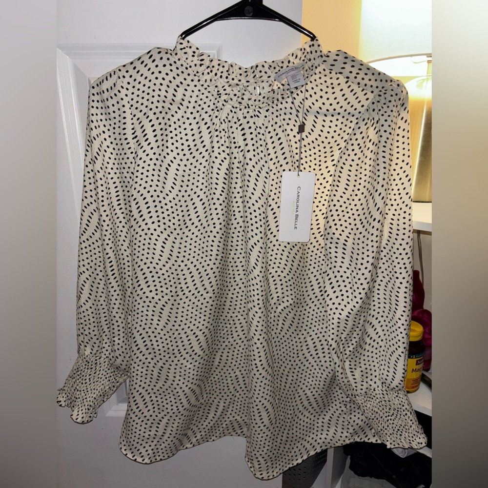 NWT Carolina Bell Blouse